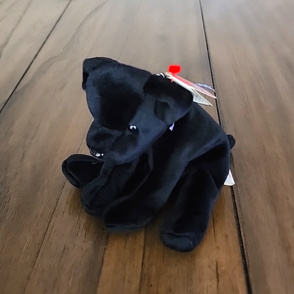Ty Luke the Black Lab dog Beanie Baby